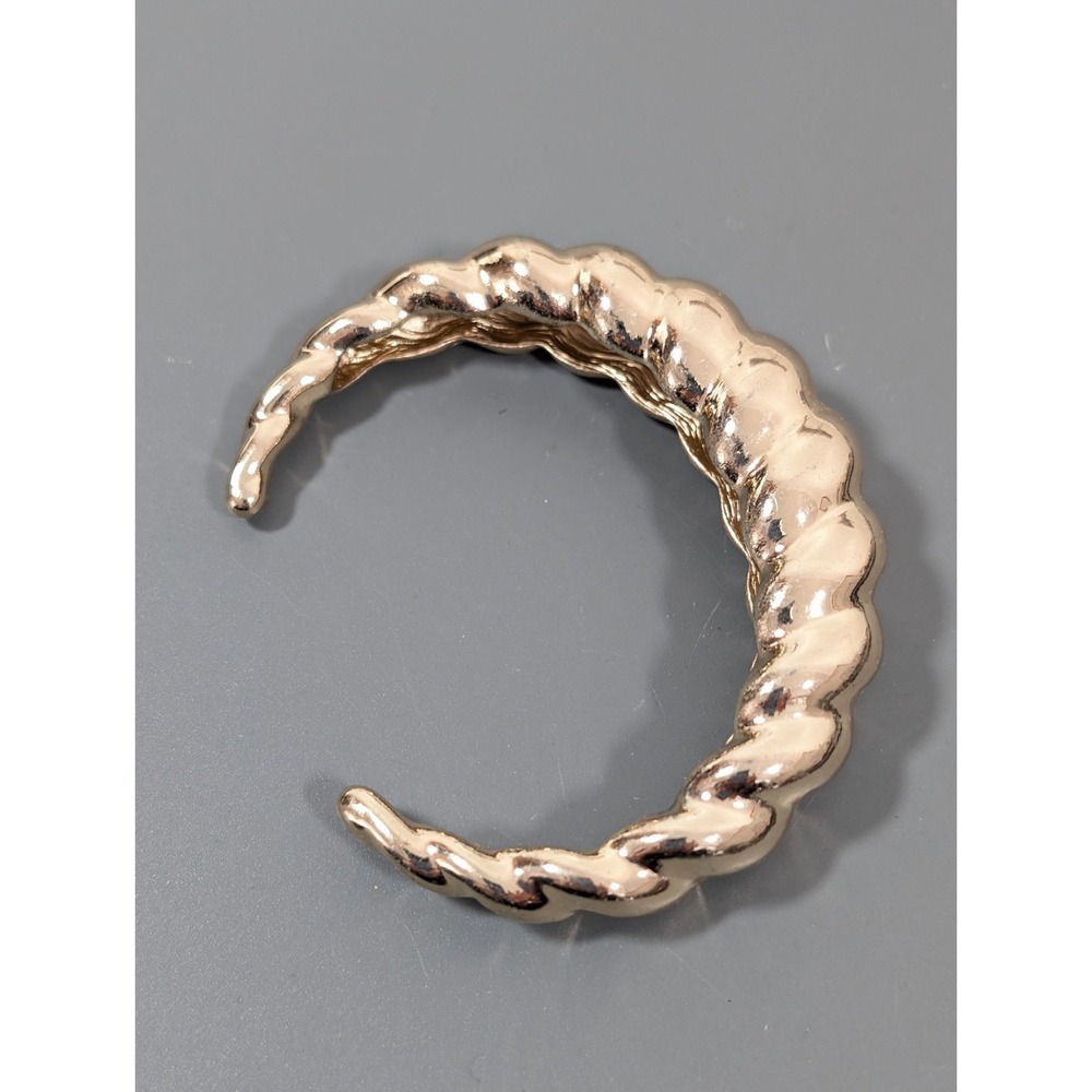 Gold Tone Ribbed Chunky Bold Cuff‎ Bracelet Elegant Chic 7 in